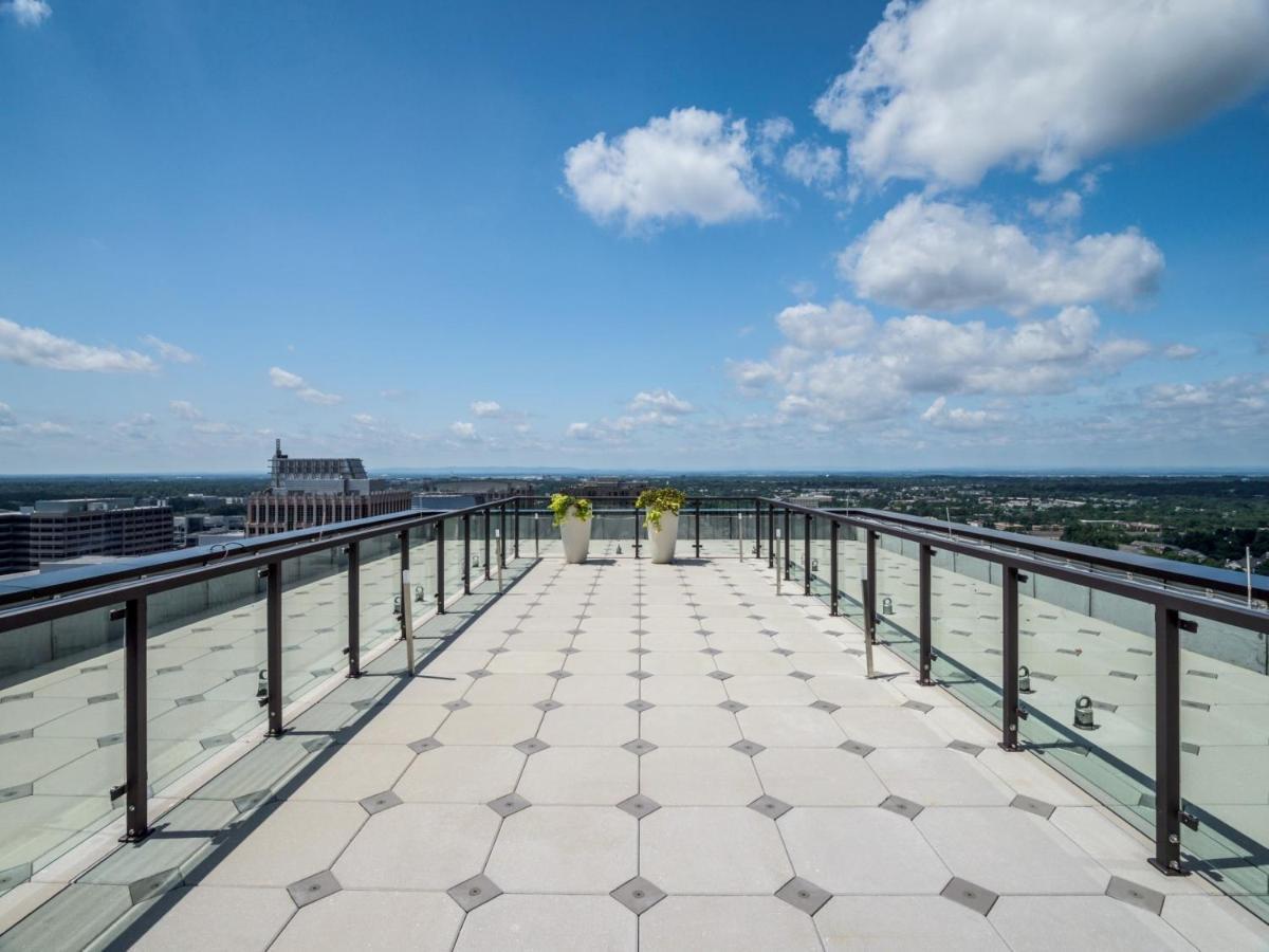 Bluebird Suites At Reston Town Center Esterno foto