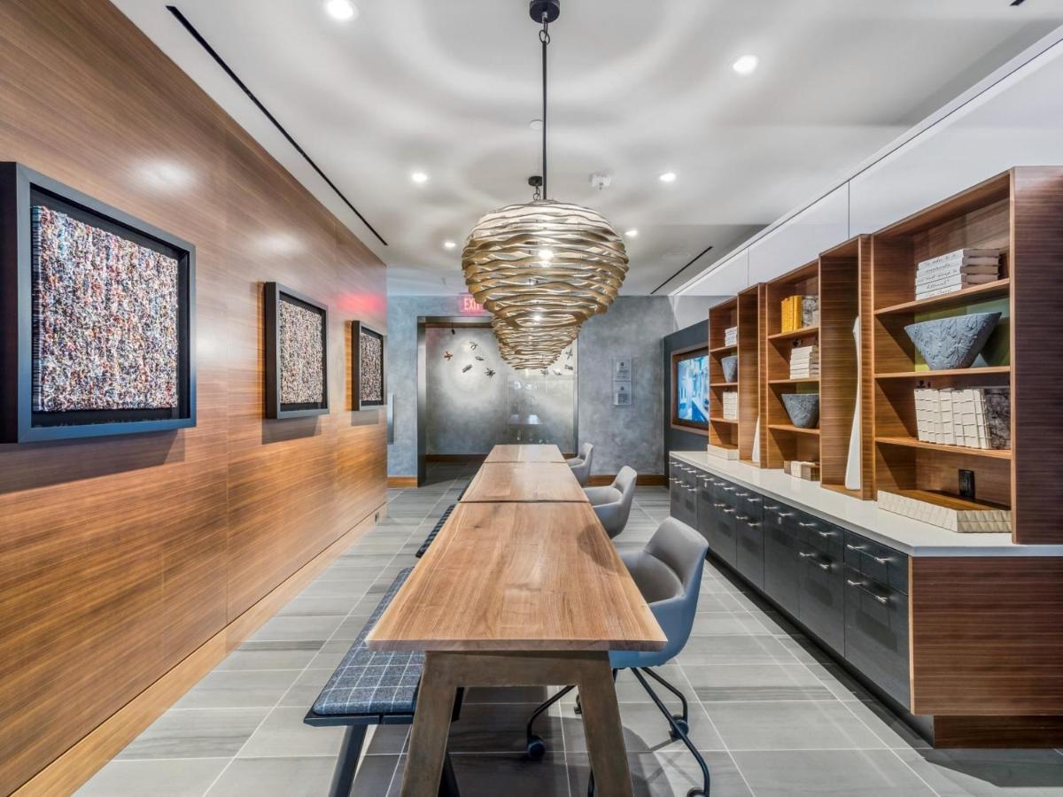 Bluebird Suites At Reston Town Center Esterno foto